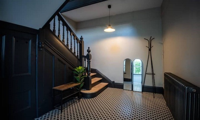 Conwy House | Deganwy Seaside House