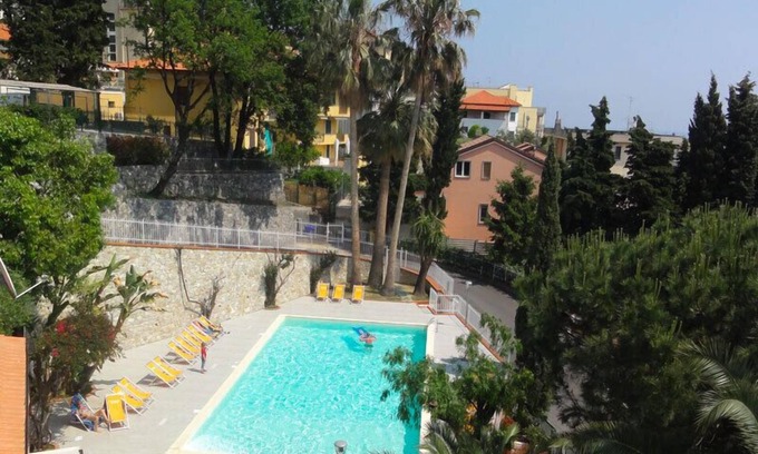 Pietra Ligure Apartment | Dei Fiori Comfort 5 pax