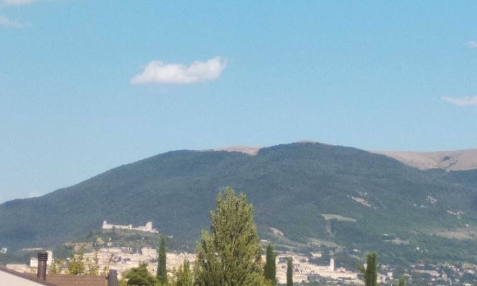 Bastia Umbra Apartment | Delightful apartment in the historic center, 10 minutes from Assisi!