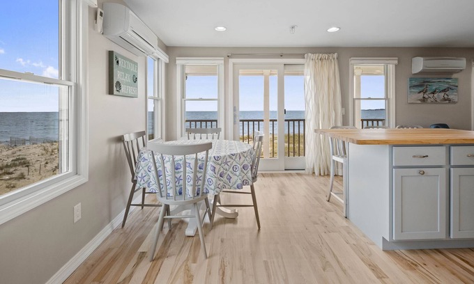 North Truro Condo | Delightful one bedroom waterfront condo with incredible views RPSH007