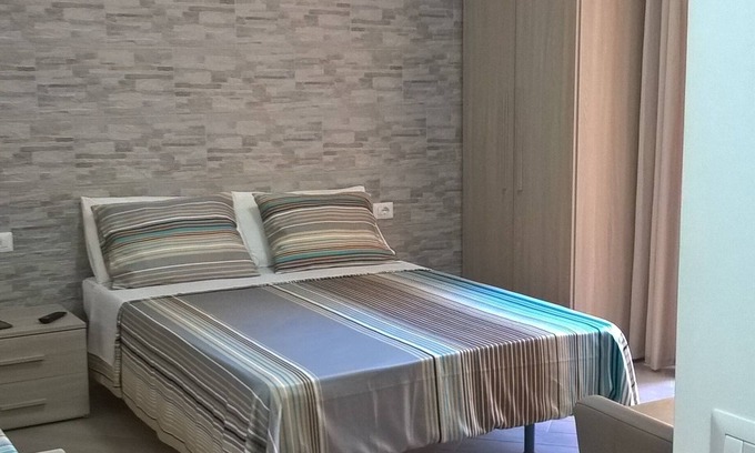 Cassia Apartment | Delightful studio apartment with balcony - Holiday Home in Rome