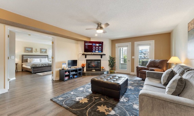 Lake Delton House | Dells Paradise At Lighthouse Cove Condominiums
