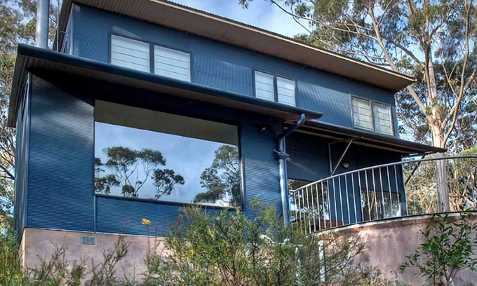 Medlow Bath House | Delmonte | Modern home set on a large bush block located near Hydro Majestic