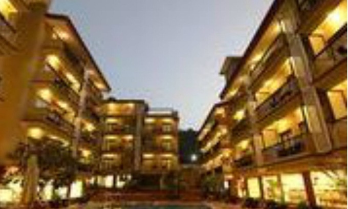 Nerul Hotel | Deltin Suites