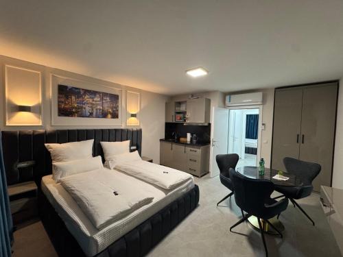 Zentrum Apartment | Deluxe Apartment am Rhein