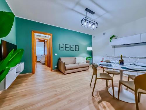 Abano Terme Apartment | Deluxe Apartment Business Ready Free Parking