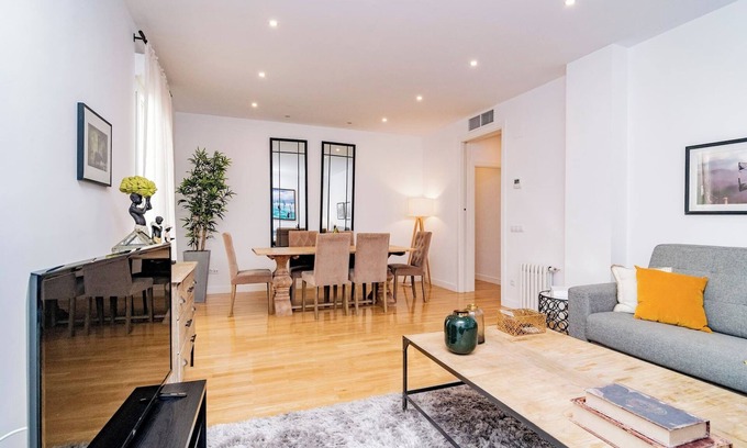 Castellana Apartment | Deluxe Apartment Juan Bravo Suites I