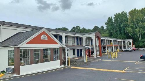 Augusta Hotel | DELUXE INN augusta