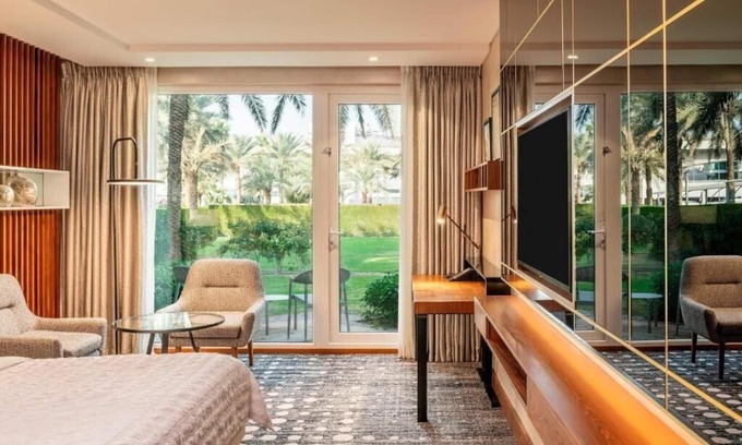 Garhoud Apartment | Deluxe Room Near Dubai Airport Terminal 1