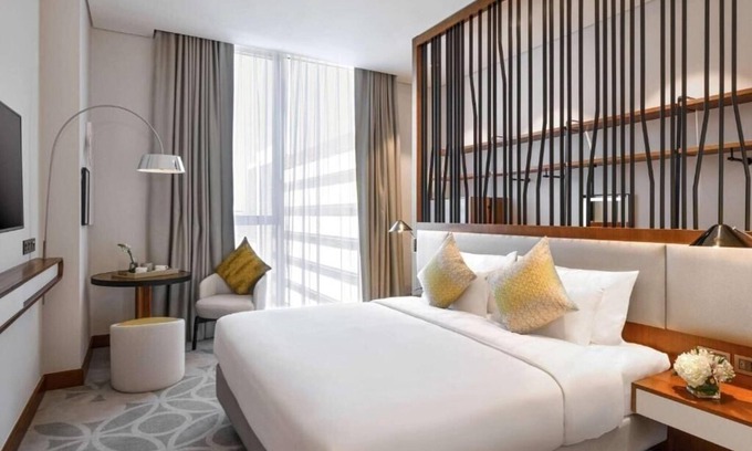 Garhoud Apartment | Deluxe Room Near GGICO Metro Station