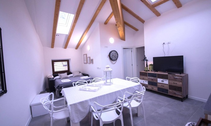 Riva del Garda Apartment | Deluxe Two-Bedroom Apartment