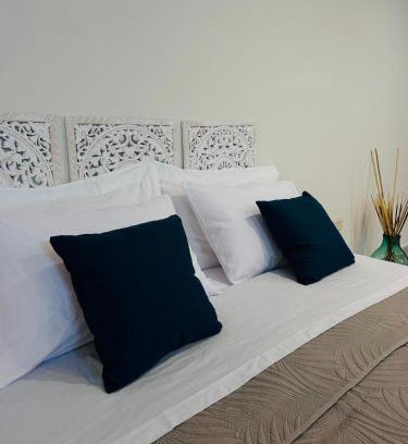 Lizzanello Apartment | Demetra Bed