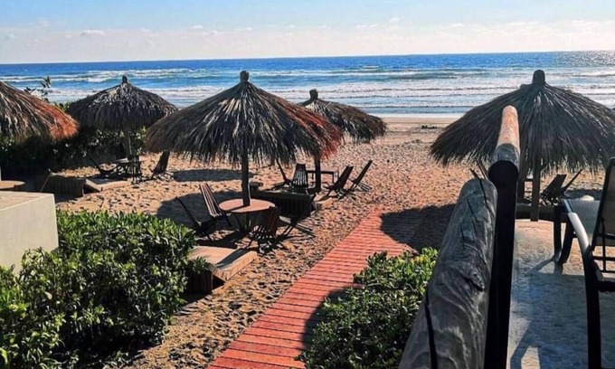 Puente del Mar Apartment | Departamento Amueblado con Club de Playa en Acapulco Diamante México