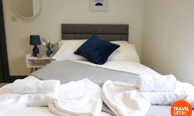 Londonderry Apartment | Derry City, Northern Ireland - Waterside Rooms (Room 4)