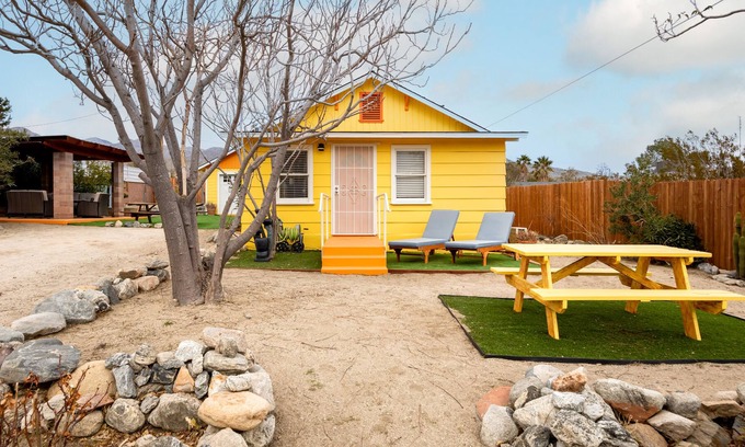 Morongo Valley Cottage | Desert Breeze | Getaway destination