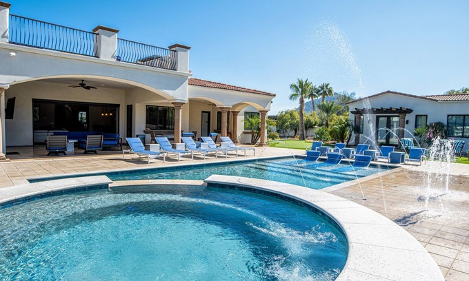 Paradise Valley House | Desert Dreams & Poolside Scenes—The Ultimate Getaway