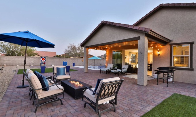 Montecito in Estrella House | Desert Lynx 2, Beautiful Home, New Pool, Spacious Back Yard, 4 Bedroom 2 Bath!