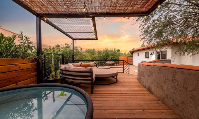 Rio Verde Foothills House | Desert Oasis, Cowboy Tub, Stargaze Escape, Hammock