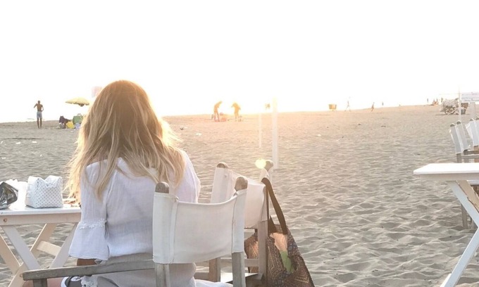 Torvaianica Apartment | Designer apartment with private sea access 20 minutes from Rome