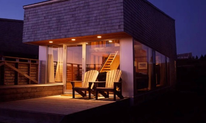 Upper Kingsburg House | Designer Seaside Cottages at Shobac Farm - LaHave Cottage