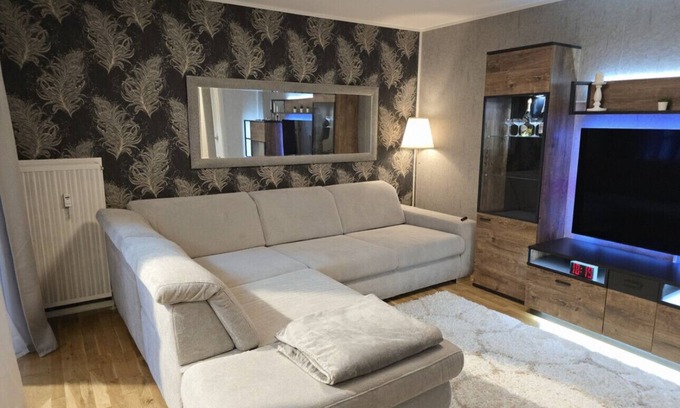 Karlsruhe City Centre Apartment | Designer Studio mit Balkon in Karlsruhes Zentrum - APOLONIAliving