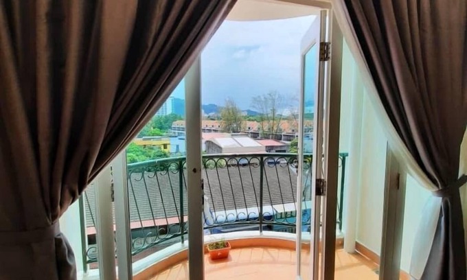Kuah Apartment | Designer Suite Apartment