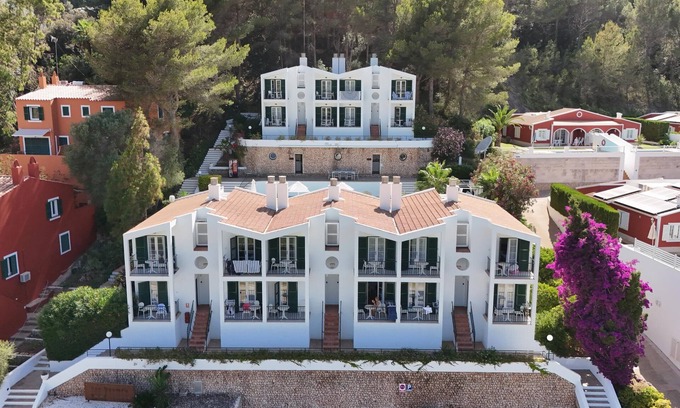 Serpentona Apartment | Desmais Apartments