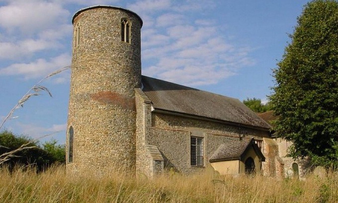 Saxmundham Cottage | Detached cosy cottage for 2 in rural Suffolk countryside