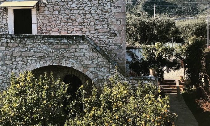 Mattinata Bed & Breakfast | Detached cottage in Mattinata, Gargano