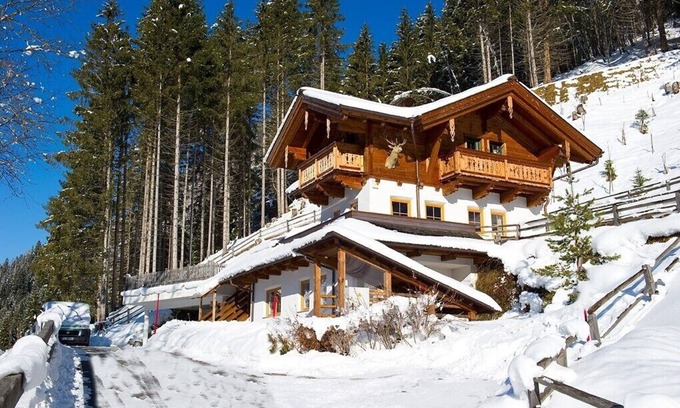 Grossarl House | detached holiday house located forest edge, elevated above Großarl-Valley