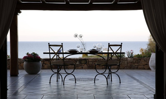 Tanaunella House | Detached house with beautiful sea view terrace
