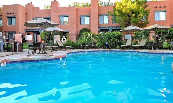 Oak Creek Apartment | Diamond Resorts Bell Rock Inn - Studio Efficiency