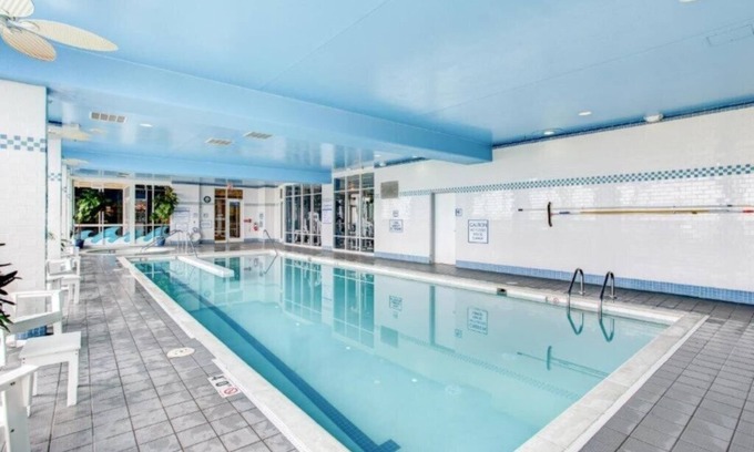 Northeast Virginia Beach Villa | Diamond Resorts Boardwalk Resort and Villas - 1 Bedroom Access No Roll-in Shower