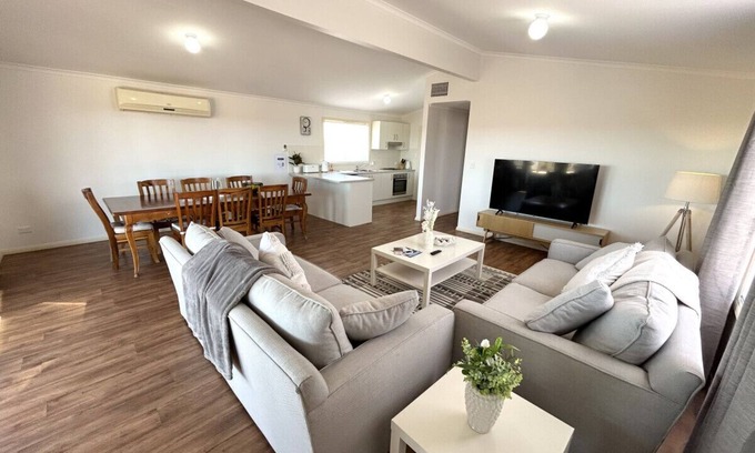 Kilkerran Apartment | Diamond Shores - Entire Home in Balgowan