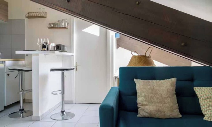 2nd Arrondissement Apartment | Dify Dugas Montbel - Peninsula