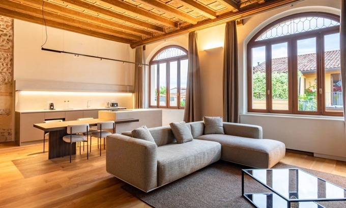 Citta Antica Apartment | Dimora Aida - Penthouse in historic palace with private terrace
