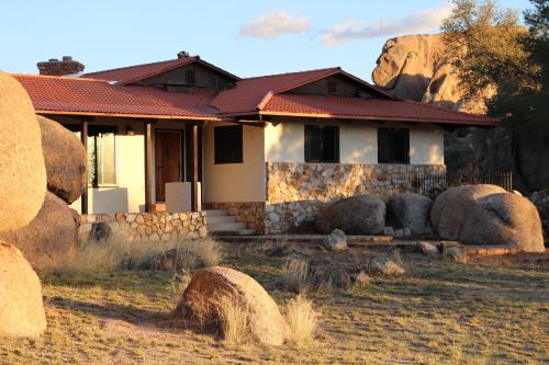 Dragoon House | DiPeso House