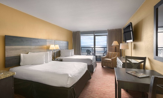 Myrtle Beach Resort | Direct Oceanfront Guest Room w/Great View + Official On-Site Rental Privileges