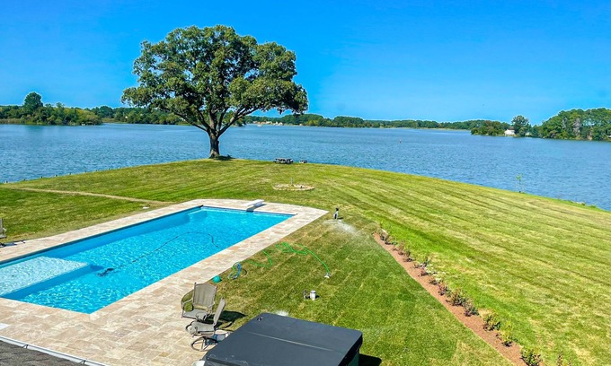 Point Lookout House | Direct waterfront access to the Chesapeake Bay with pool and hottub