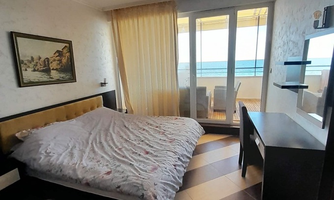 Sunny Beach Apartment | Direkt am Strand, 2 Zimmer Wohnung im Sea View Heaven Sunnybeach