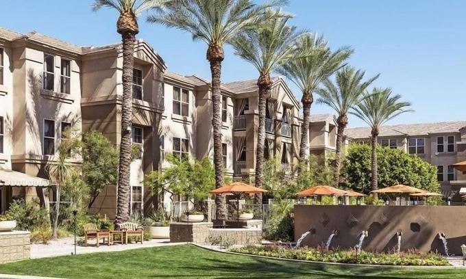 Gainey Village Villas Hotel | Discover Ideally Located Suites in Gainey Ranch AZ w/Free Parking & Breakfast!