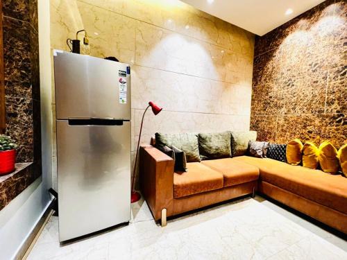 New Delhi Hotel | Divine Studios Rajouri Garden
