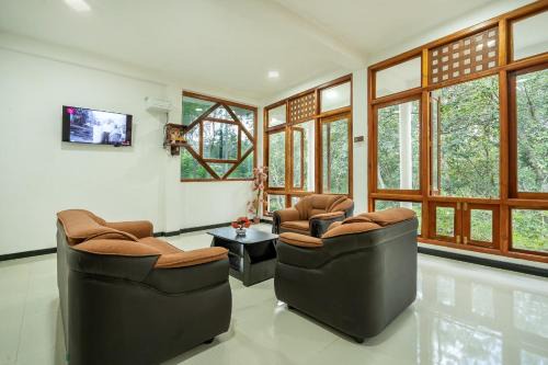 Koslanda Hotel | Diyaluma NAS Villa
