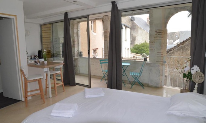 Meung-sur-Loire House | DNJ Appart Hotel