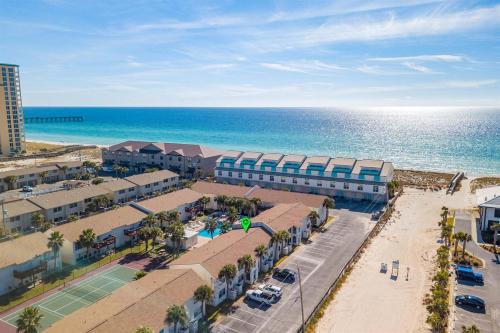 Navarre Beach Apartment | Do your dream beach vacation at Dune Dreams!