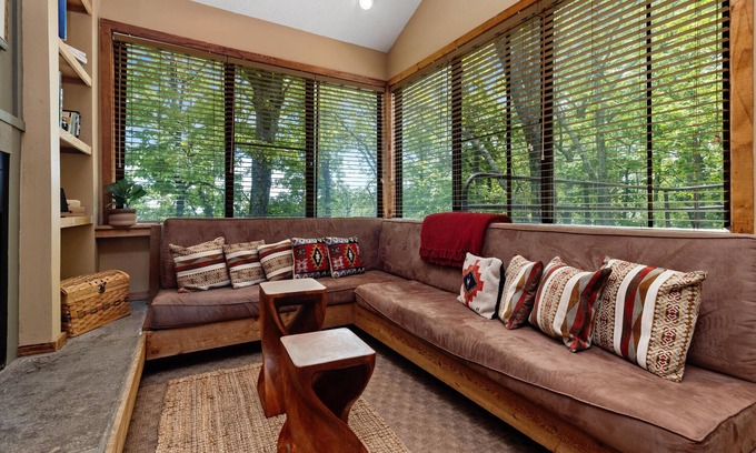 Wintergreen Condo | Dobie 36 with Wintergreen Advantage