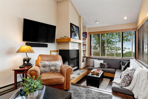 Wintergreen House | Dobie 48 with Wintergreen Advantage