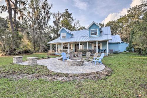Earleton House | Dock and Views Tranquil Santa Fe Lake Escape
