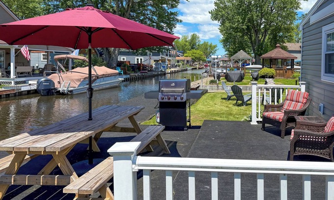 Ashville House | Dock, Deck & Fire Pit! Chautauqua Lake Retreat