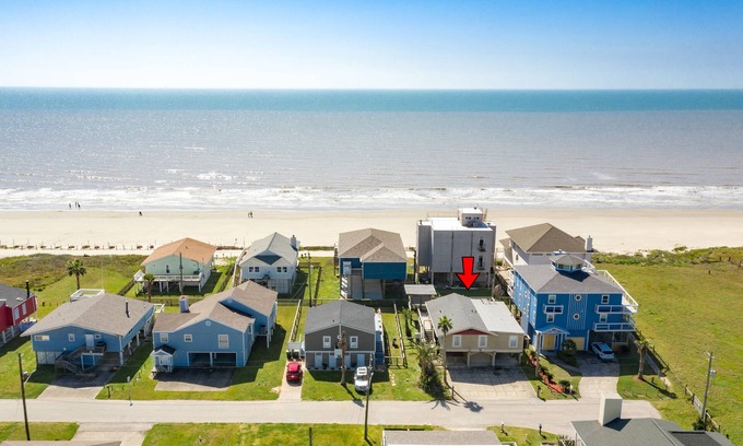 Bermuda Beach House | Dog Friendly Beachside Home w/Huge Deck, Fenced Yard, Great Kitchen & More!